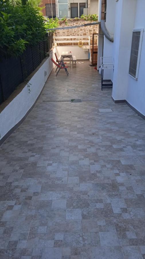 Casetta Con Giardino Villa Santa Marinella Bagian luar foto